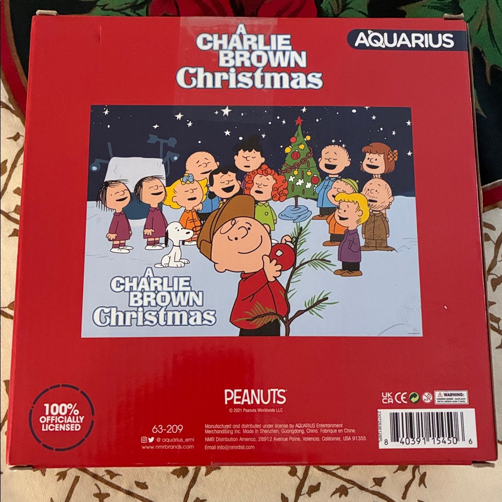 1,000 Piece Charlie Brown Christmas Puzzle, New in Box - Picture 2 of 2